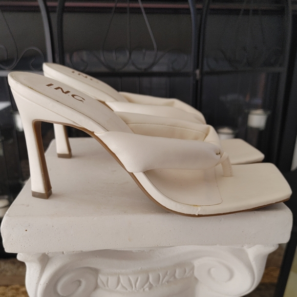 INC Sageep Cream High Heel Sandals 9M - Picture 5 of 13
